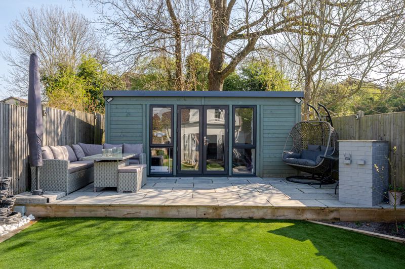 Patio- click for photo gallery